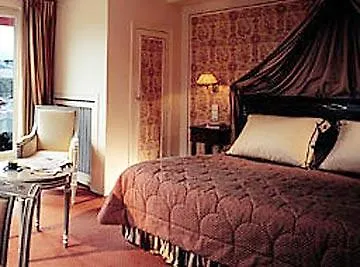 Relais Group Palace
