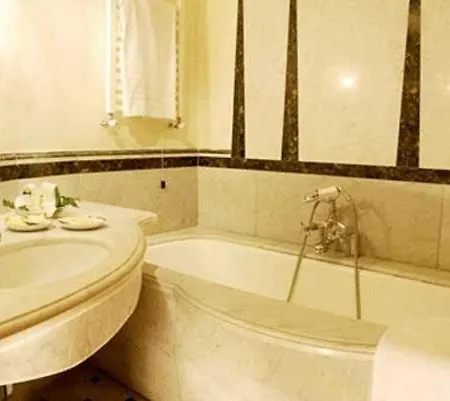 Relais Group Palace